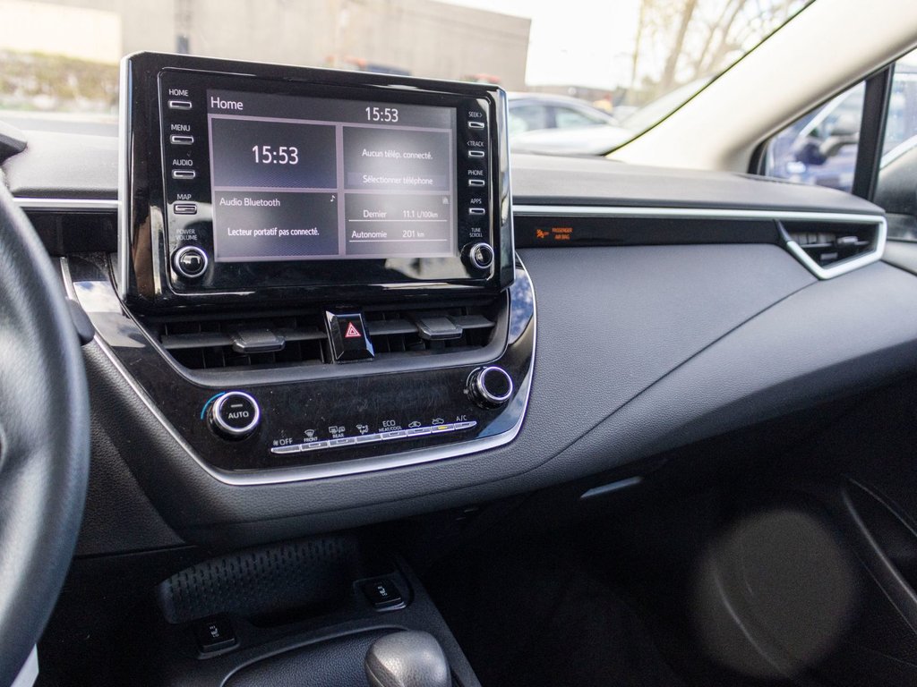 2021 Toyota Corolla LE ** SIÈGES AVANT CHAUFFANTS in Saint-Jérôme, Quebec - 13 - w1024h768px