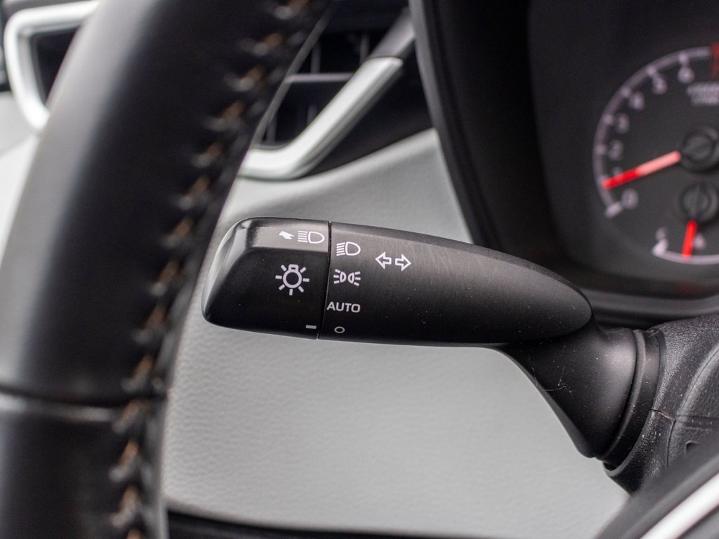 2021 Toyota Corolla APEX **PRODUCTION LIMITEE**CARPLAY+TOIT+18PO** in Charlemagne, Quebec - 18 - w1024h768px