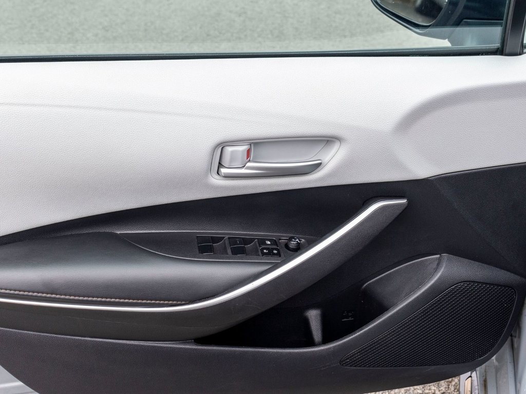 2021 Toyota Corolla APEX **PRODUCTION LIMITEE**CARPLAY+TOIT+18PO** in Charlemagne, Quebec - 27 - w1024h768px