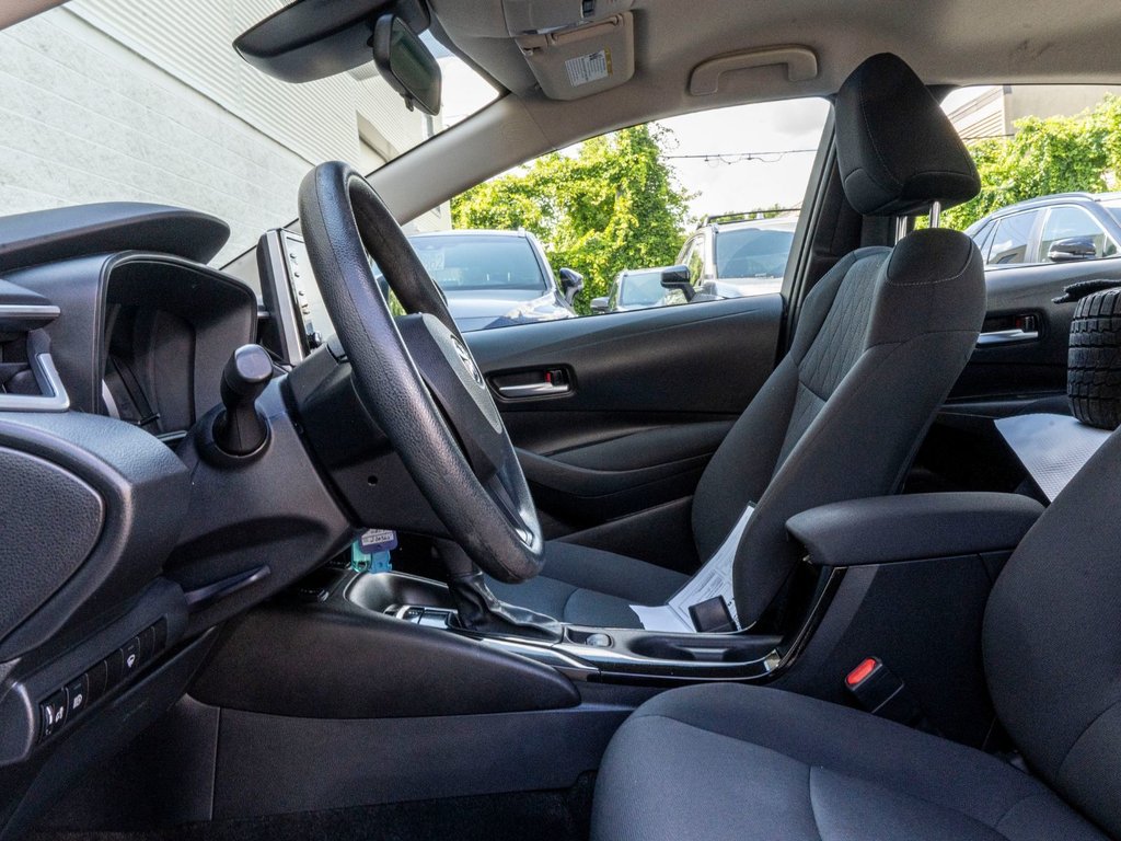 Toyota Corolla LE **CARPLAY, SIÈGES AVANT CHAUFFANTS** 2021 à Saint-Jérôme, Québec - 19 - w1024h768px