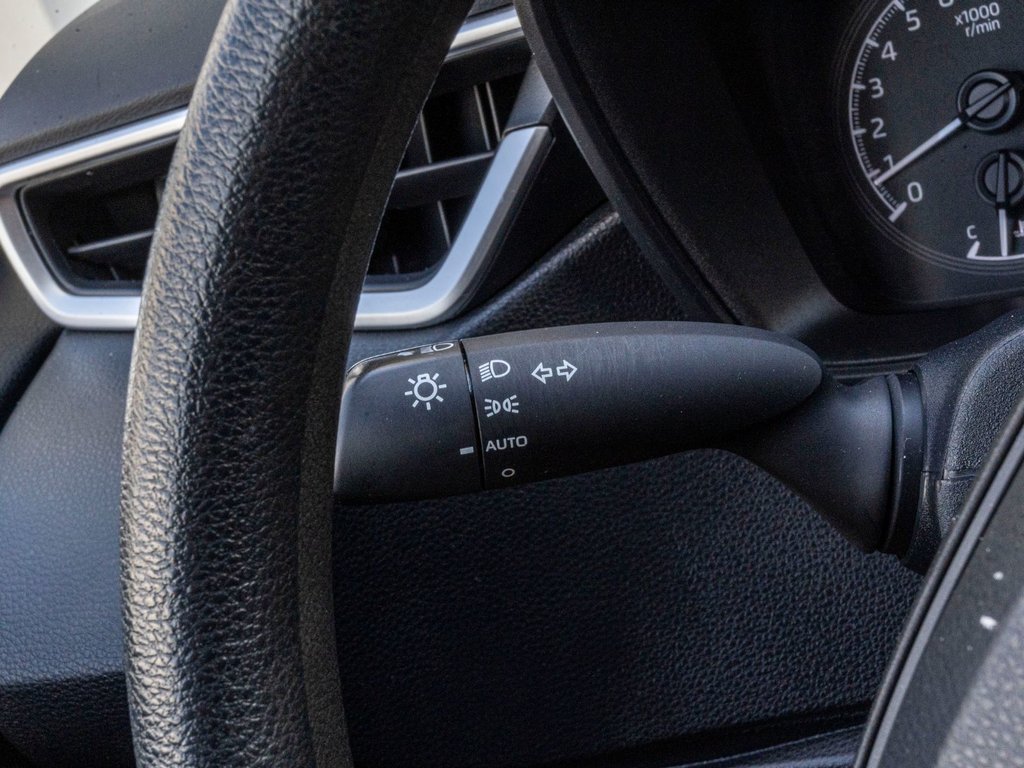 Toyota Corolla LE **CARPLAY, SIÈGES AVANT CHAUFFANTS** 2021 à Saint-Jérôme, Québec - 17 - w1024h768px