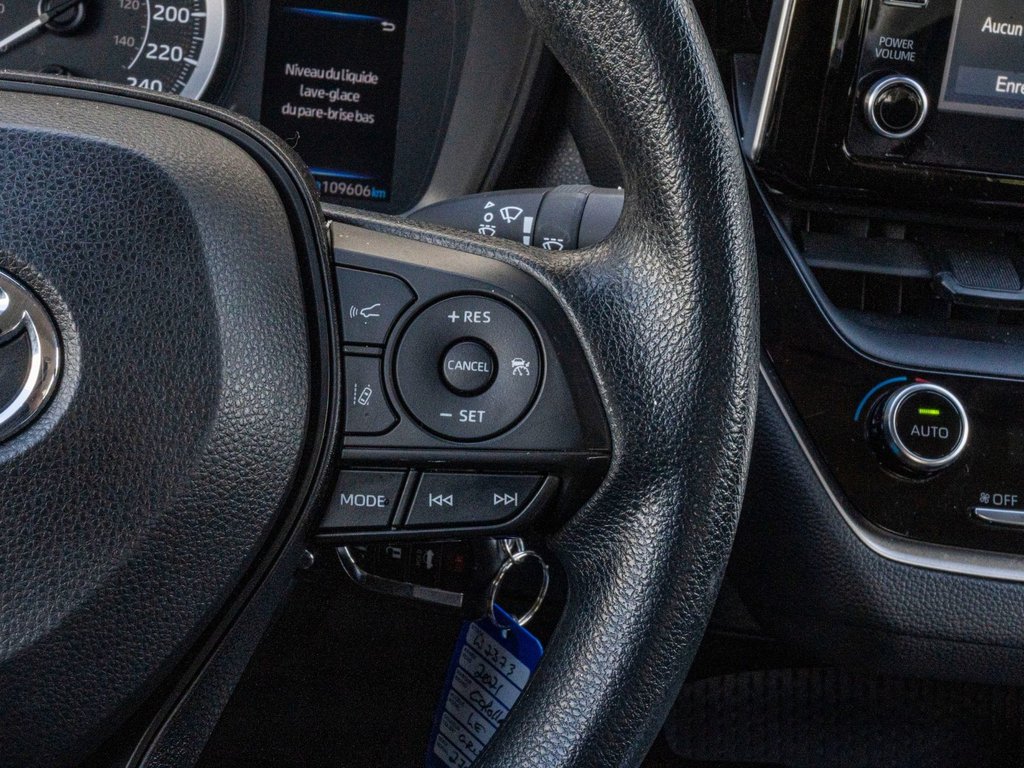 Toyota Corolla LE **CARPLAY, SIÈGES AVANT CHAUFFANTS** 2021 à Saint-Jérôme, Québec - 10 - w1024h768px