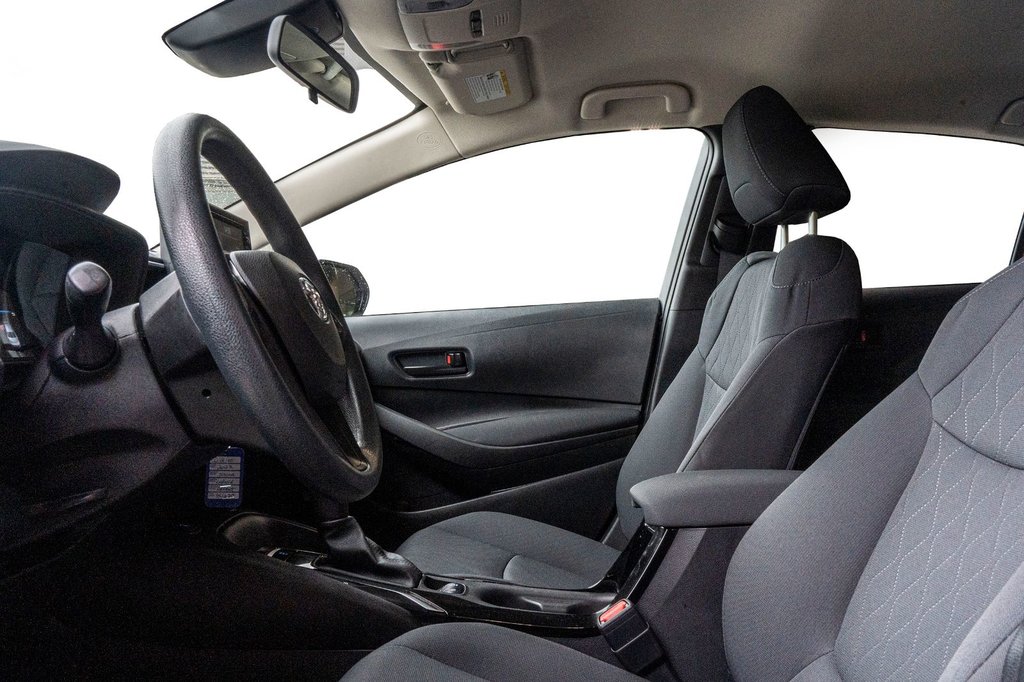 2022 Toyota Corolla LE **JAMAIS ACCIDENTÉ+CAMÉRA+CARPLAY** in Charlemagne, Quebec - 19 - w1024h768px