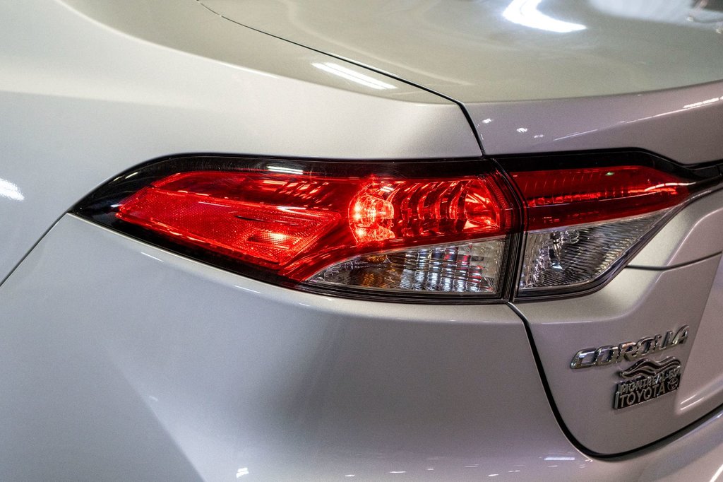 2022 Toyota Corolla LE **JAMAIS ACCIDENTÉ+CAMÉRA+CARPLAY** in Charlemagne, Quebec - 24 - w1024h768px