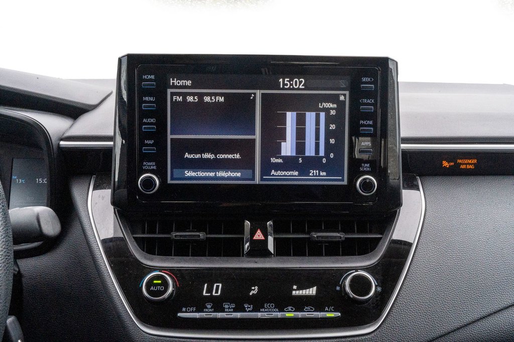 2022 Toyota Corolla LE **JAMAIS ACCIDENTÉ+CAMÉRA+CARPLAY** in Charlemagne, Quebec - 17 - w1024h768px