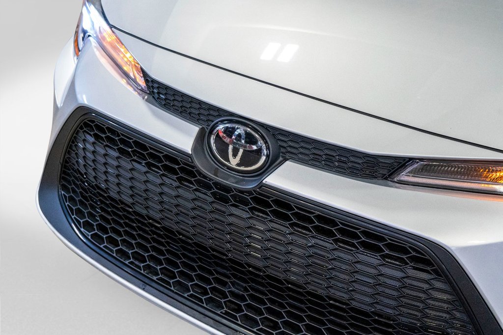 2022 Toyota Corolla LE **JAMAIS ACCIDENTÉ+CAMÉRA+CARPLAY** in Charlemagne, Quebec - 25 - w1024h768px
