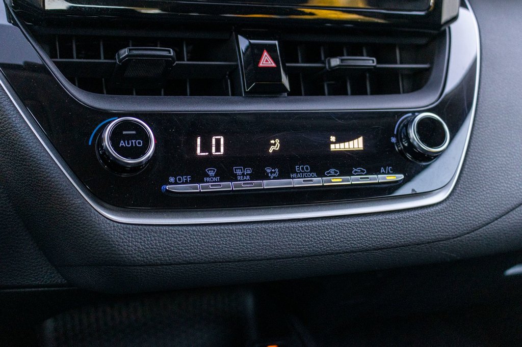 2022 Toyota Corolla LE **JAMAIS ACCIDENTÉ+CARPLAY+SIÈGES CHAUFFANTS** in Charlemagne, Quebec - 14 - w1024h768px