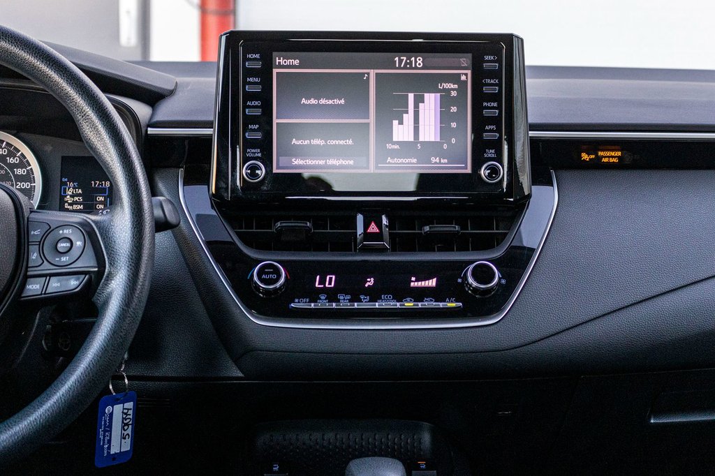 2022 Toyota Corolla LE **JAMAIS ACCIDENTÉ+CARPLAY+SIÈGES CHAUFFANTS** in Charlemagne, Quebec - 9 - w1024h768px