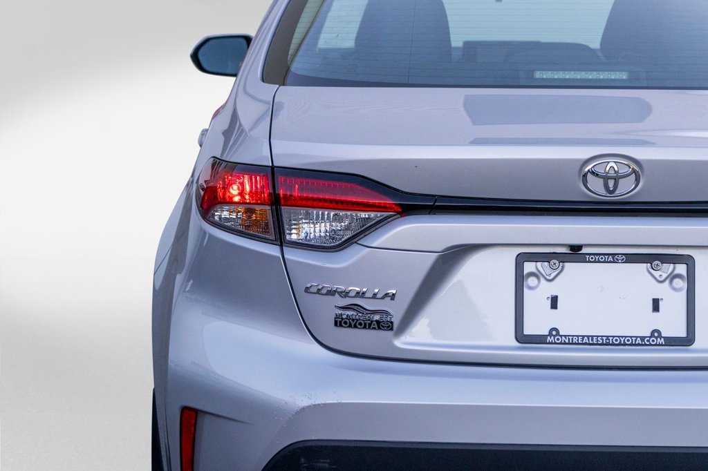 2022 Toyota Corolla LE **JAMAIS ACCIDENTÉ+CARPLAY+SIÈGES CHAUFFANTS** in Charlemagne, Quebec - 30 - w1024h768px
