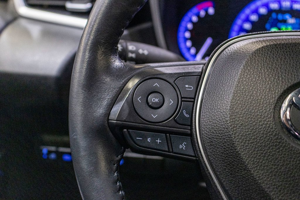 2022 Toyota Corolla XSE **JAMAIS ACCIDENTÉ+CUIR+TOIT+CAMÉRA+CARPLAY** in Charlemagne, Quebec - 11 - w1024h768px
