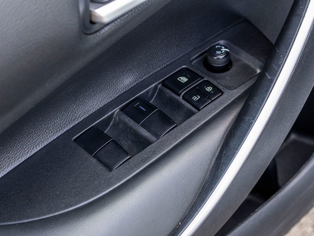 2022 Toyota Corolla SE **JAMAIS ACCIDENTÉ+CARPLAY+CAMÉRA+MAG** in Saint-Jérôme, Quebec - 26 - w1024h768px