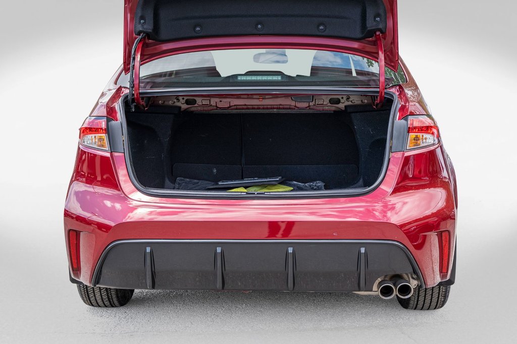 Toyota Corolla SE **JAMAIS ACCIDENTÉ+BAS KILO+MAG+CARPLAY** 2023 à Charlemagne, Québec - 24 - w1024h768px