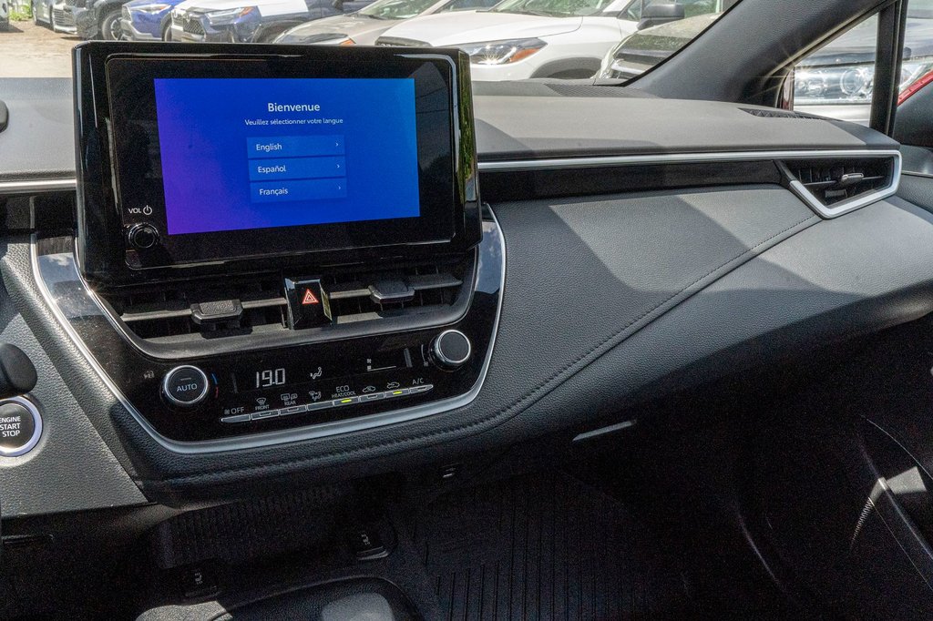 Toyota Corolla SE **JAMAIS ACCIDENTÉ+BAS KILO+MAG+CARPLAY** 2023 à Charlemagne, Québec - 12 - w1024h768px