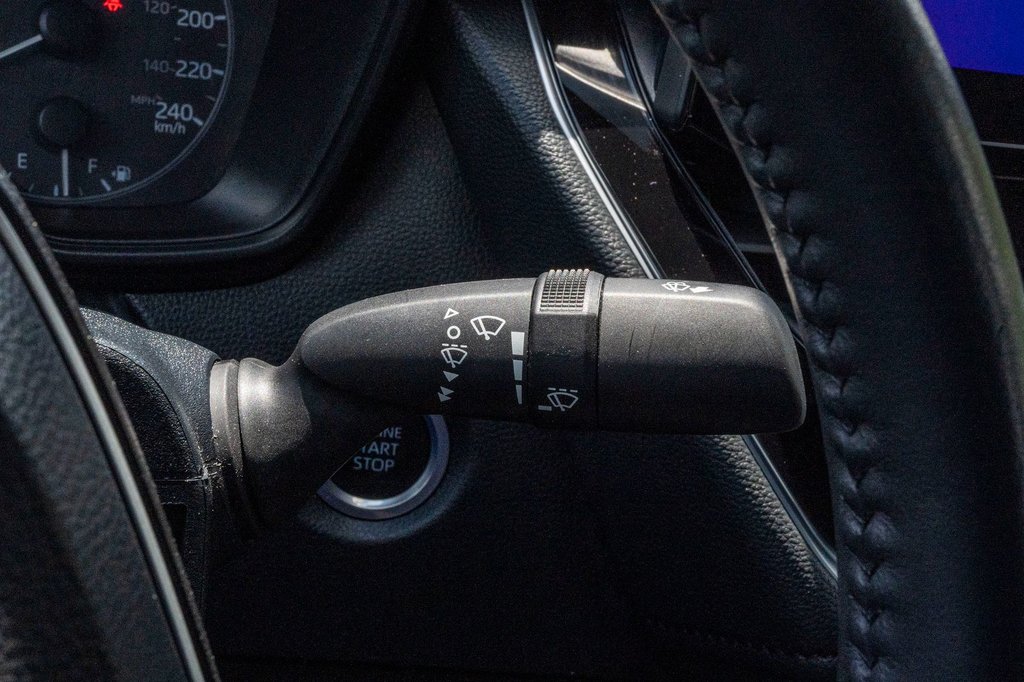 Toyota Corolla SE **JAMAIS ACCIDENTÉ+BAS KILO+MAG+CARPLAY** 2023 à Charlemagne, Québec - 18 - w1024h768px