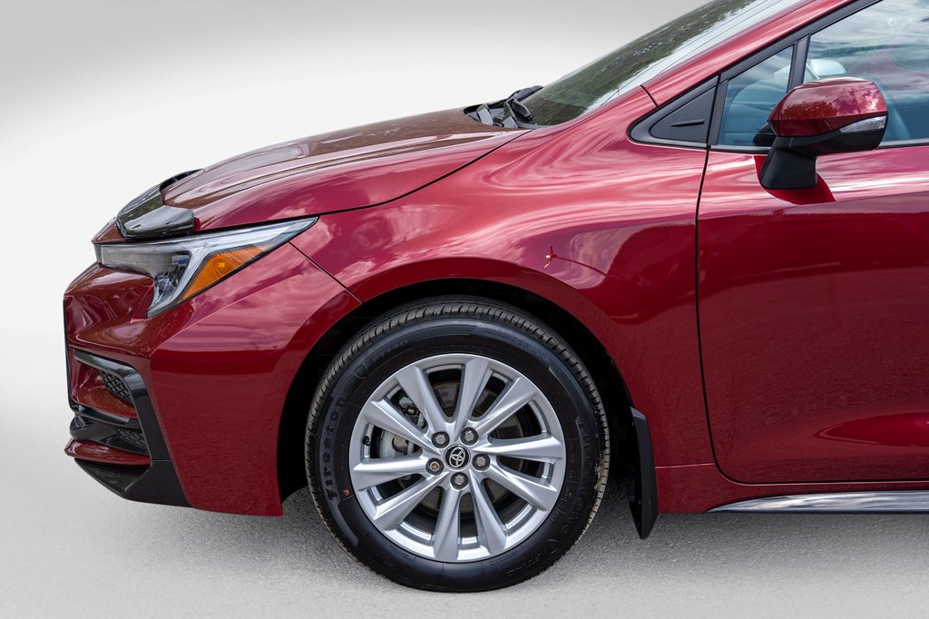 Toyota Corolla SE **JAMAIS ACCIDENTÉ+BAS KILO+MAG+CARPLAY** 2023 à Charlemagne, Québec - 30 - w1024h768px