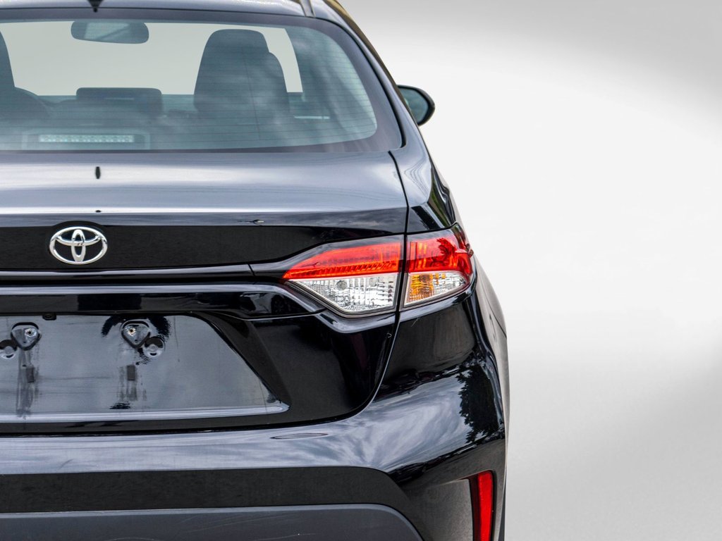 2023 Toyota Corolla L **JAMAIS ACCIDENTÉ+CAMÉRA+CARPLAY** in Saint-Jérôme, Quebec - 29 - w1024h768px