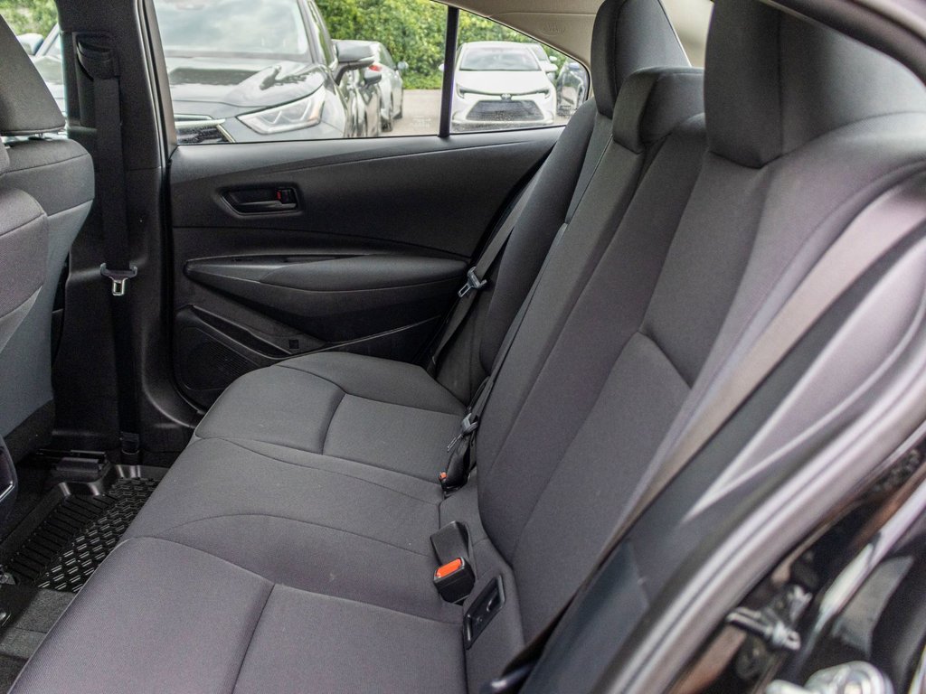 2023 Toyota Corolla L **JAMAIS ACCIDENTÉ+CAMÉRA+CARPLAY** in Saint-Jérôme, Quebec - 26 - w1024h768px