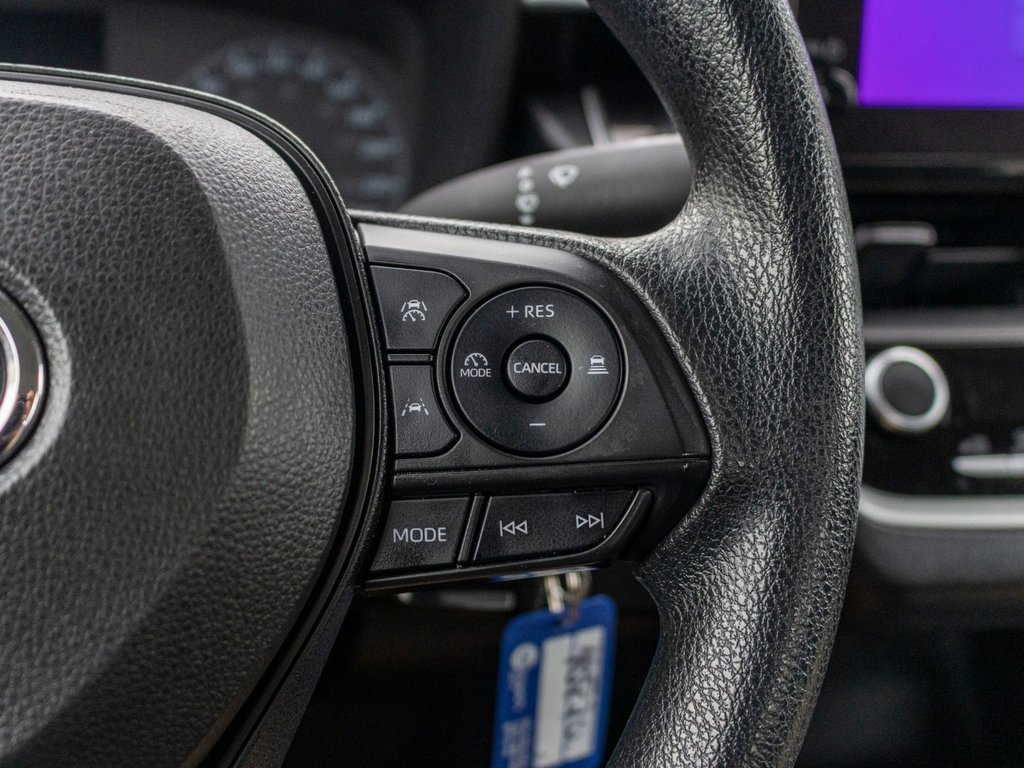 2023 Toyota Corolla L **JAMAIS ACCIDENTÉ+CAMÉRA+CARPLAY** in Saint-Jérôme, Quebec - 12 - w1024h768px