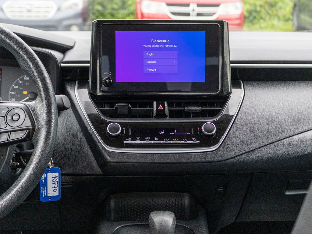 2023 Toyota Corolla L **JAMAIS ACCIDENTÉ+CAMÉRA+CARPLAY** in Saint-Jérôme, Quebec - 9 - w1024h768px