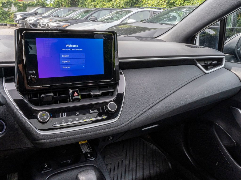2024 Toyota Corolla SE AMÉLIORÉ **JAMAIS ACCIDENTÉ+TOIT+MAG+CARPLAY** in Saint-Jérôme, Quebec - 11 - w1024h768px