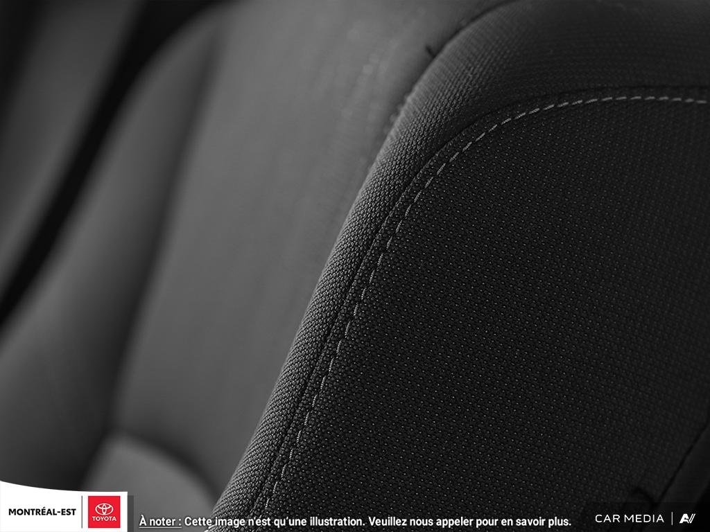 2025 Toyota Corolla LE in Charlemagne, Quebec - 19 - w1024h768px