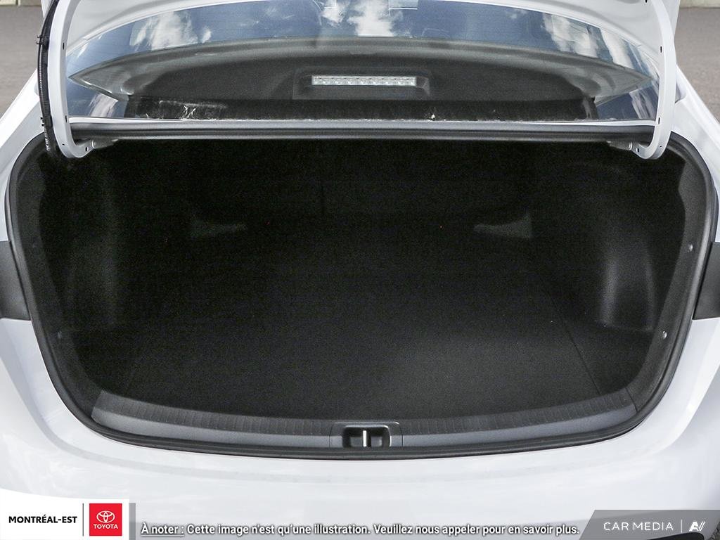 2025 Toyota Corolla LE in Charlemagne, Quebec - 7 - w1024h768px