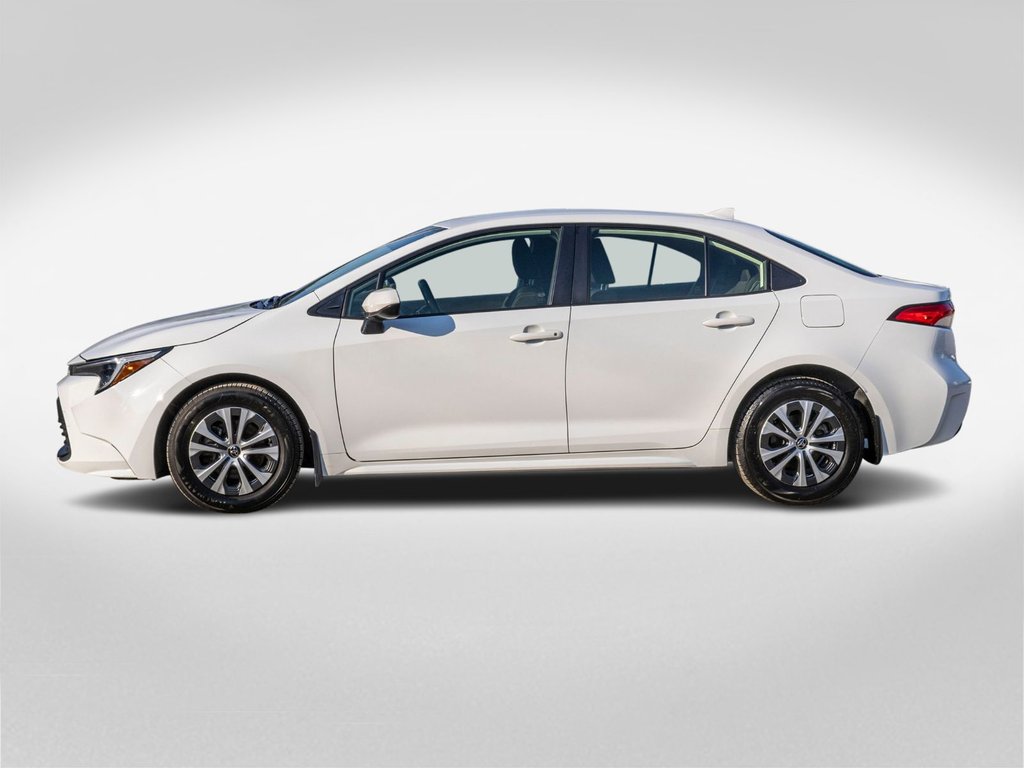 2025 Toyota COROLLA HYBRIDE LE **CARPLAY, SIÈGES AVANT CHAUFFANTS** in Saint-Jérôme, Quebec - 3 - w1024h768px