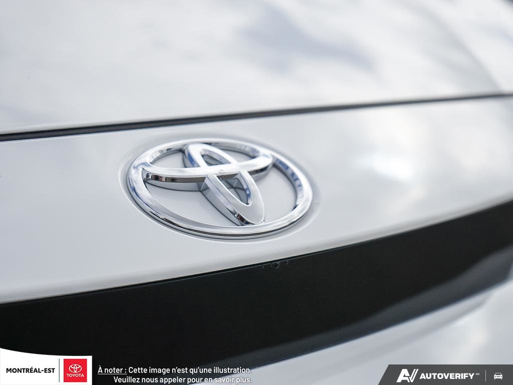 2026 Toyota Corolla SE in Charlemagne, Quebec - 9 - w1024h768px