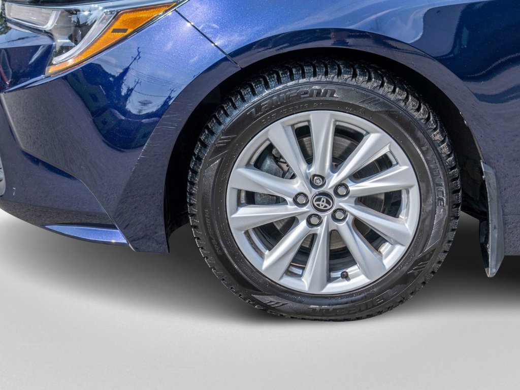 Toyota Corolla LE **JAMAIS ACCIDENTÉ+CAMÉRA+CARPLAY** 2026 à Charlemagne, Québec - 34 - w1024h768px