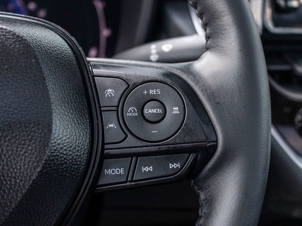 Toyota Corolla LE **JAMAIS ACCIDENTÉ+CAMÉRA+CARPLAY** 2026 à Charlemagne, Québec - 12 - w1024h768px