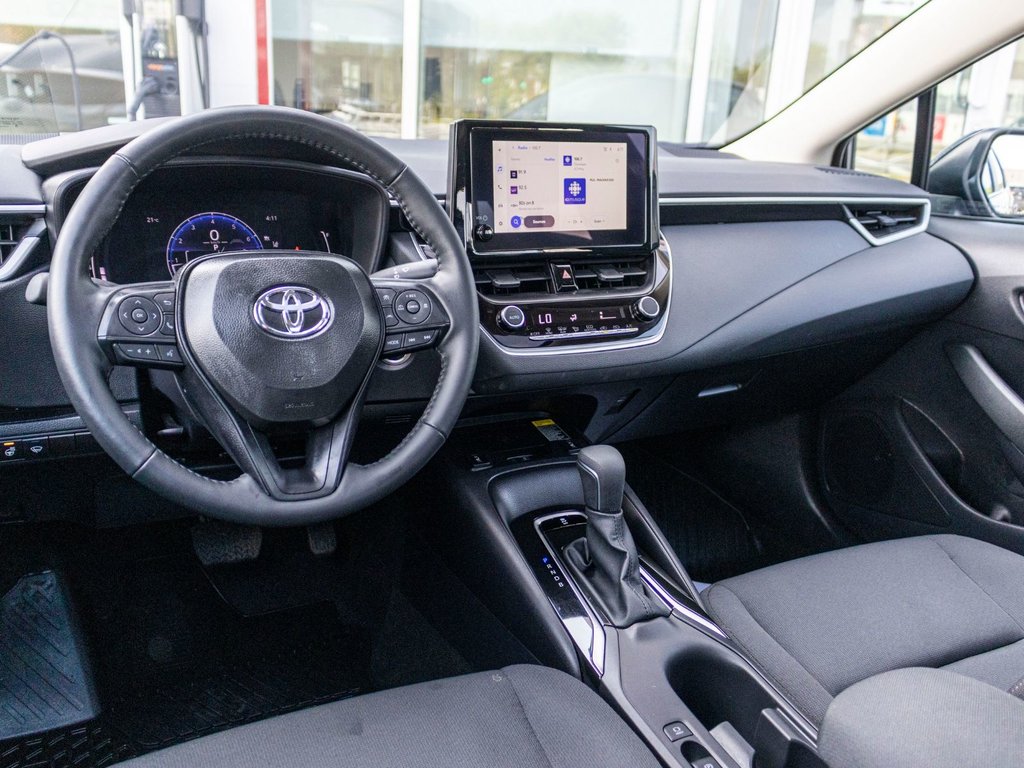 Toyota Corolla LE **JAMAIS ACCIDENTÉ+CAMÉRA+CARPLAY** 2026 à Charlemagne, Québec - 7 - w1024h768px