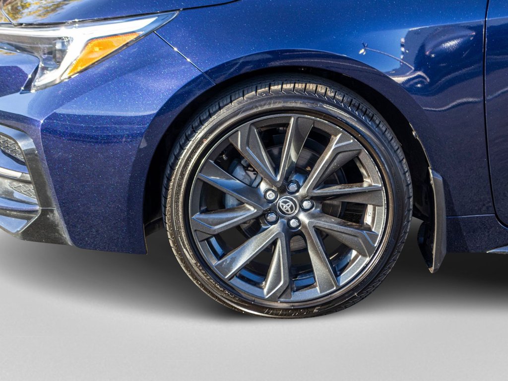 2026 Toyota COROLLA HYBRIDE XSE AWD **JAMAIS ACCIDENTÉ+CUIR+TOIT+CARPLAY+18PO* in Charlemagne, Quebec - 34 - w1024h768px