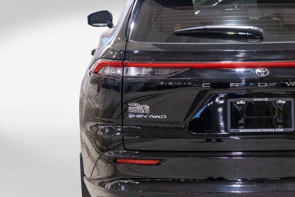 2025 Toyota Crown Signia Limited in Charlemagne, Quebec - 32 - w1024h768px