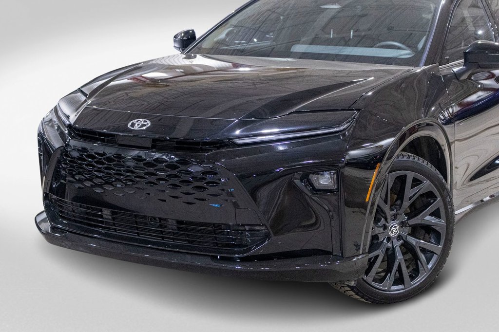 2025 Toyota Crown Signia Limited in Charlemagne, Quebec - 34 - w1024h768px