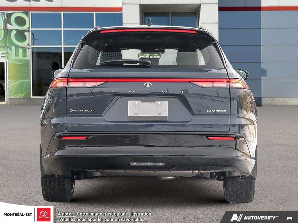 2025 Toyota Crown Signia Limited in Charlemagne, Quebec - 5 - w1024h768px