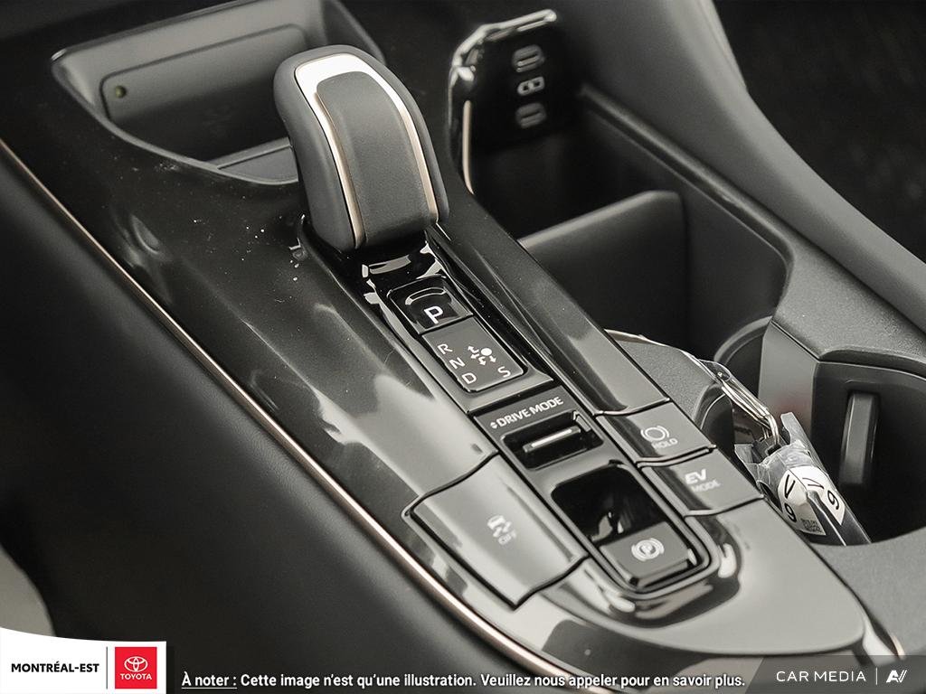 2025 Toyota Crown Signia Limited in Charlemagne, Quebec - 16 - w1024h768px