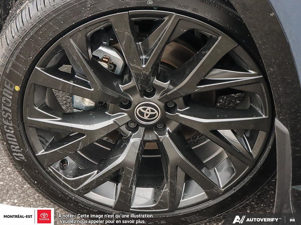 2025 Toyota Crown Signia Limited in Charlemagne, Quebec - 7 - w1024h768px