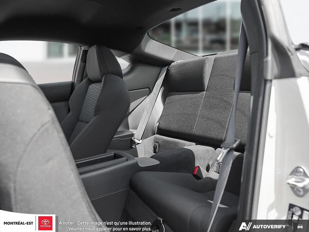 2026 Toyota GR86 Premium MT in Charlemagne, Quebec - 22 - w1024h768px