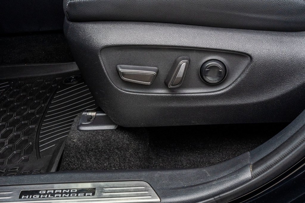 2024 Toyota GRAND HIGHLANDER HYBRIDE LIMITED **JAMAIS ACCIDENTÉ+CUIR+TOIT PANO+20PO** in Charlemagne, Quebec - 22 - w1024h768px
