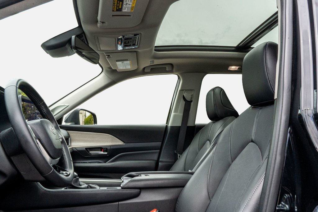 2024 Toyota GRAND HIGHLANDER HYBRIDE LIMITED **JAMAIS ACCIDENTÉ+CUIR+TOIT PANO+20PO** in Charlemagne, Quebec - 21 - w1024h768px