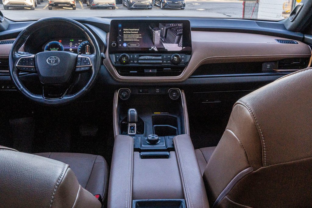 2024 Toyota GRAND HIGHLANDER HYBRIDE PLATINUM MAX **JAMAIS ACCIDENTÉ+CUIR+TOIT PANO** in Charlemagne, Quebec - 19 - w1024h768px