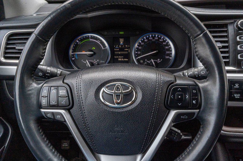 2016 Toyota Highlander Hybride LIMITED **JAMAIS ACCIDENTÉ+CUIR+TOIT in Charlemagne, Quebec - 9 - w1024h768px