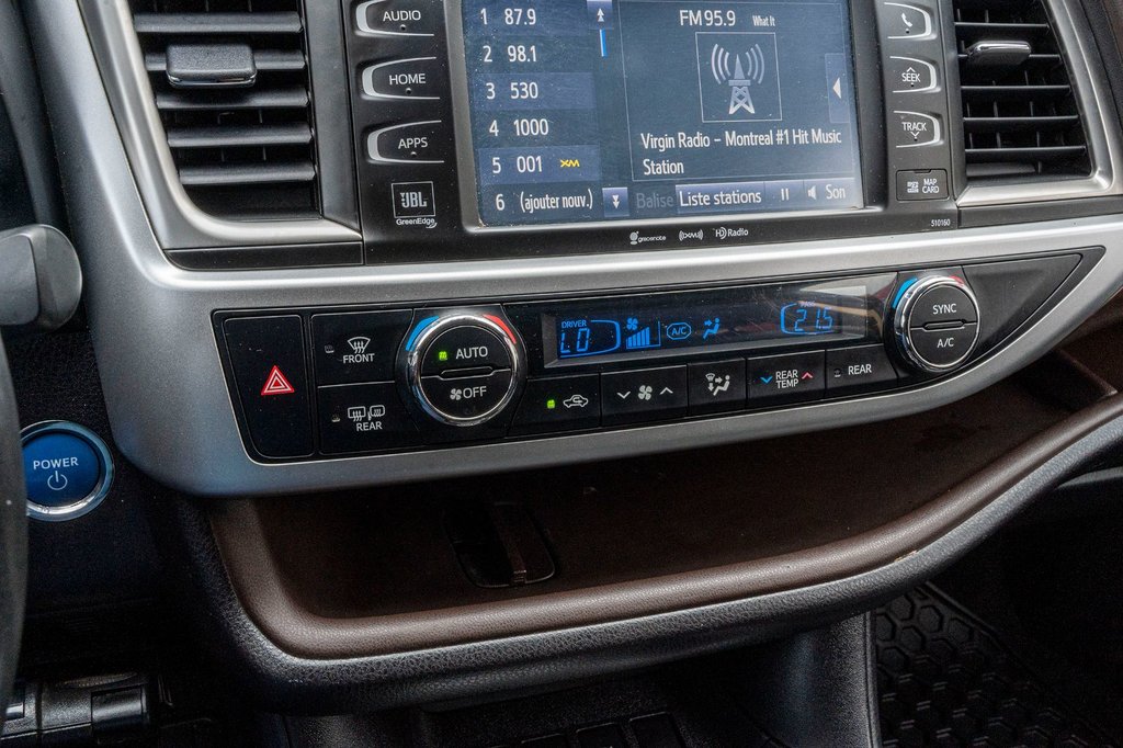 2016 Toyota Highlander Hybride LIMITED **JAMAIS ACCIDENTÉ+CUIR+TOIT in Charlemagne, Quebec - 13 - w1024h768px