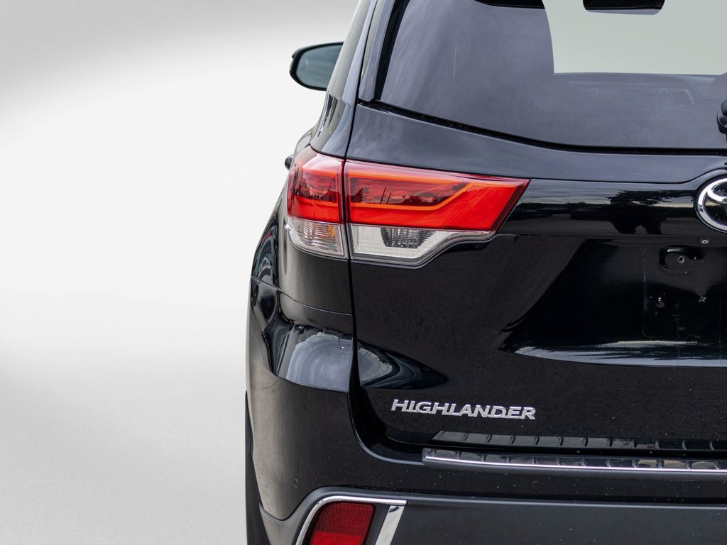 2019 Toyota Highlander Limited**JAMAIS ACCIDENTÉ + TOIT PANORAMIQUE + JBL in Charlemagne, Quebec - 34 - w1024h768px