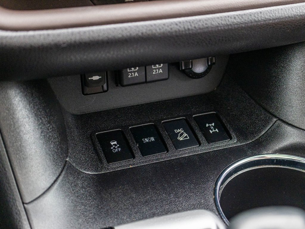 2019 Toyota Highlander Limited**JAMAIS ACCIDENTÉ + TOIT PANORAMIQUE + JBL in Charlemagne, Quebec - 17 - w1024h768px