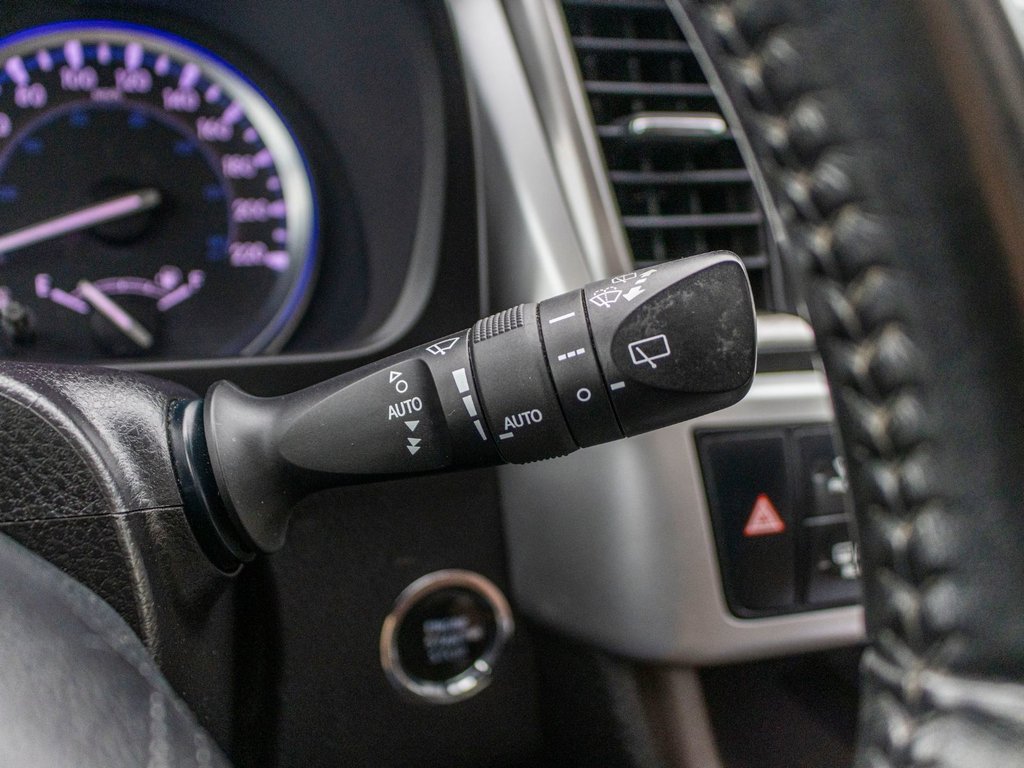 2019 Toyota Highlander Limited**JAMAIS ACCIDENTÉ + TOIT PANORAMIQUE + JBL in Charlemagne, Quebec - 21 - w1024h768px