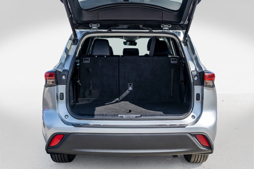 2020 Toyota Highlander XLE in Charlemagne, Quebec - 34 - w1024h768px