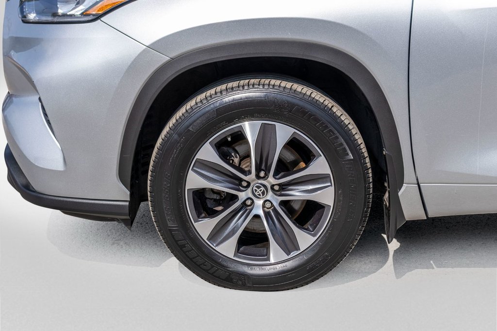 2020 Toyota Highlander XLE in Charlemagne, Quebec - 40 - w1024h768px