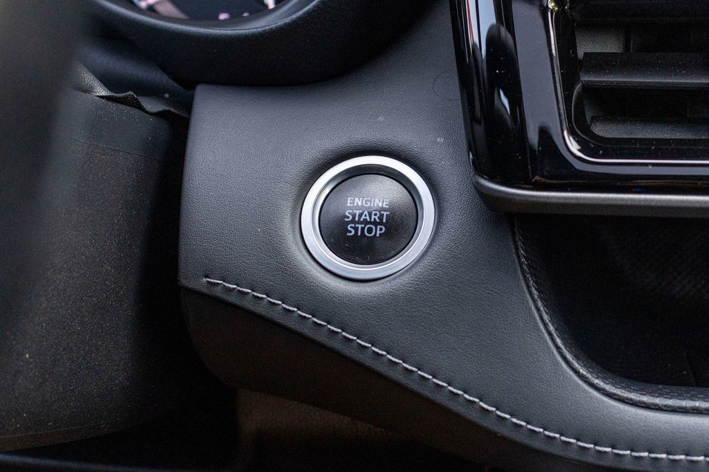 2020 Toyota Highlander XLE in Charlemagne, Quebec - 19 - w1024h768px