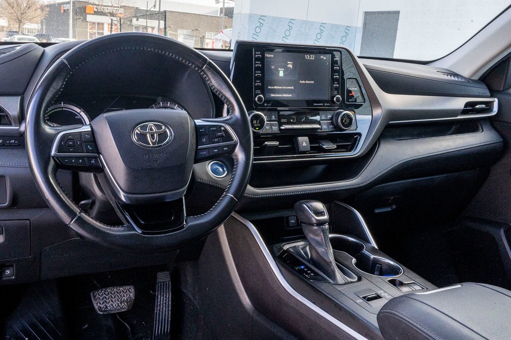 2020 Toyota Highlander Hybride LE **JAMAIS ACCIDENTÉ+CAMÉRA+8 PASSAGERS** in Charlemagne, Quebec - 8 - w1024h768px